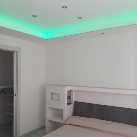 Chromotherapy Flat Monserrato Ngoại thất bức ảnh